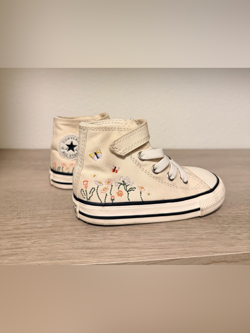 Converse Kids Cream High-Top Sneakers with Embroidered Floral and Butterflies